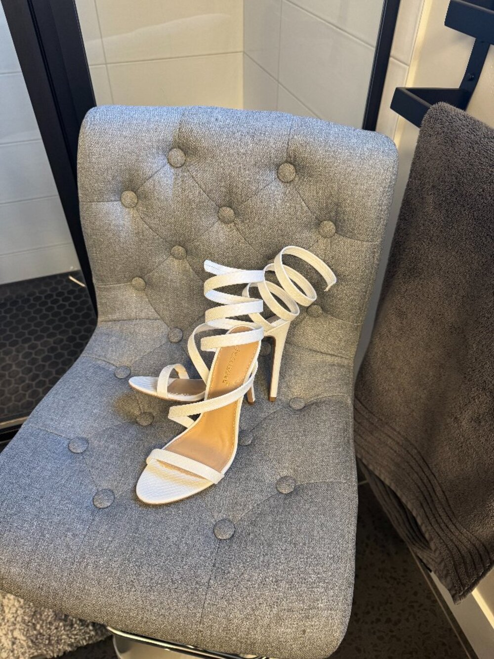 Elegant White Strappy Stiletto Heels - Picture 1 of 1